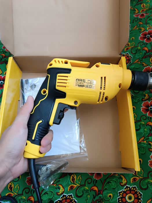 Шуруповерт дрель новый