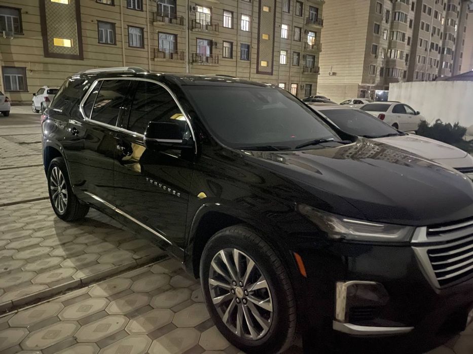 Машина сотилади янги холати бронопленка килинган, танировка килинган