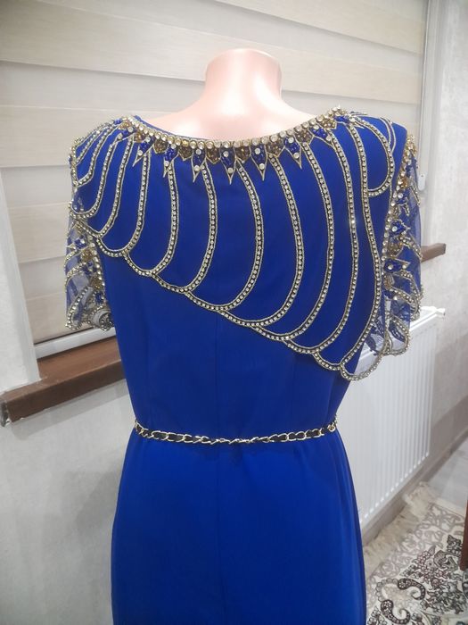 Нарядное платье для торжеств