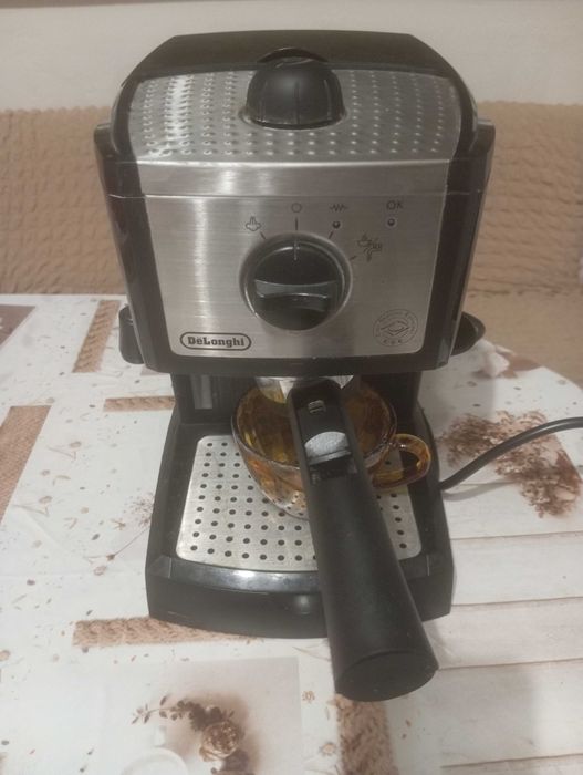 Кафе Машина Delonghi EC157