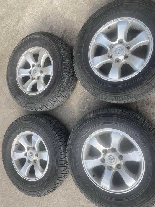 Гуми с джанти ТОЙОТА ландкрузер