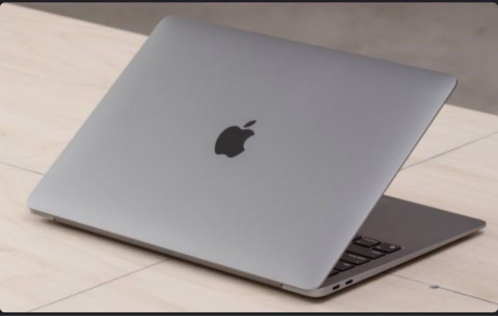 Macbook air m1 space grey