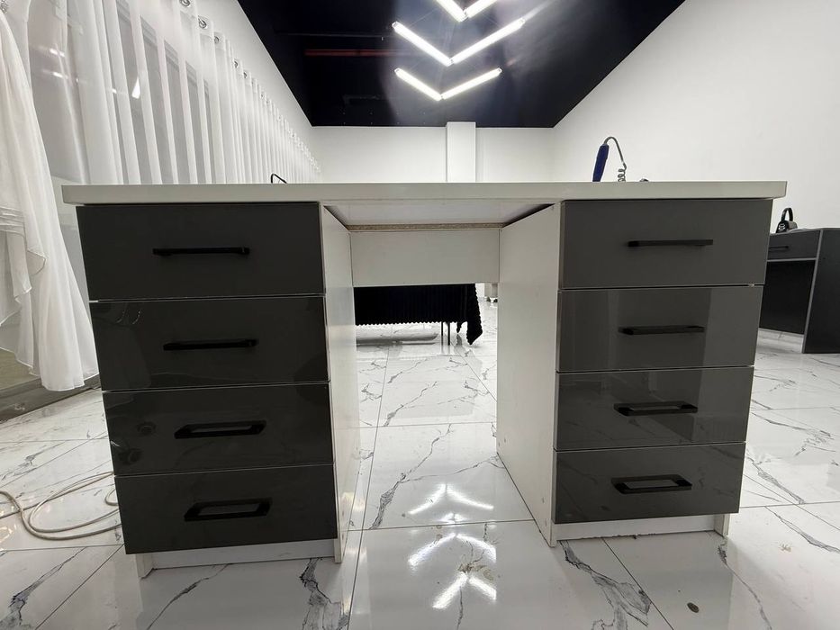 Salon jihozlari sotiladi