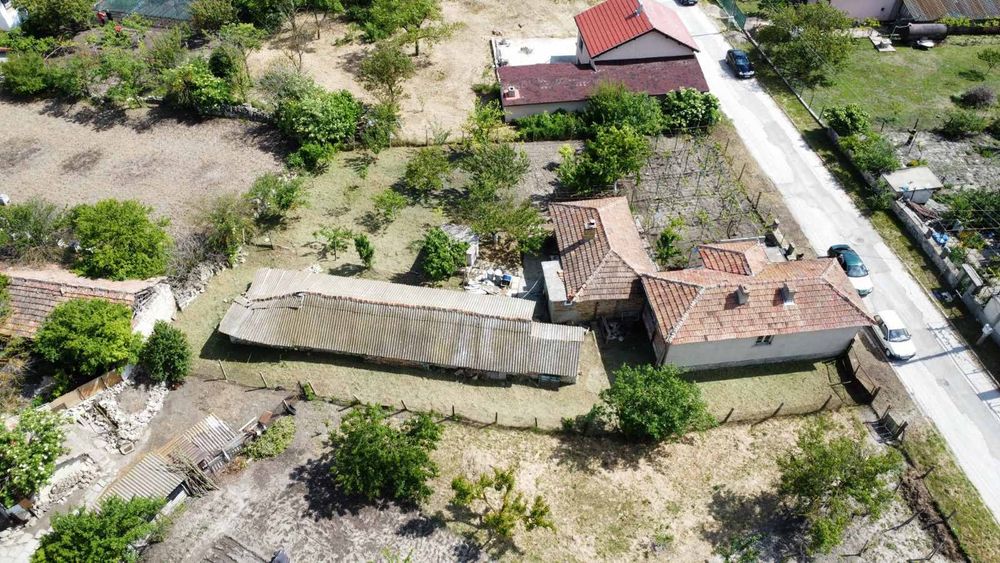 Къща село Кипра обл. Девня