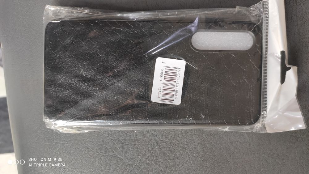 Mi 9 se abloshka g'ilof sotiladi juda noyob