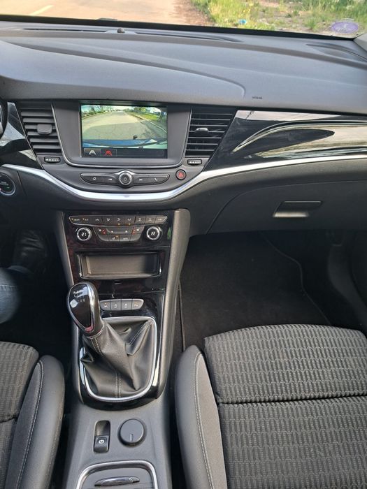 Opel Astra K 2021 1.2 146cp scaune/volan incalzite clima jante aliaj