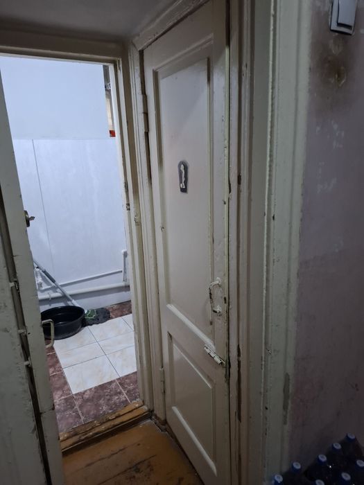 Продаётся 4 ком квартира в центре А. Наваи оринтир Мих бургер