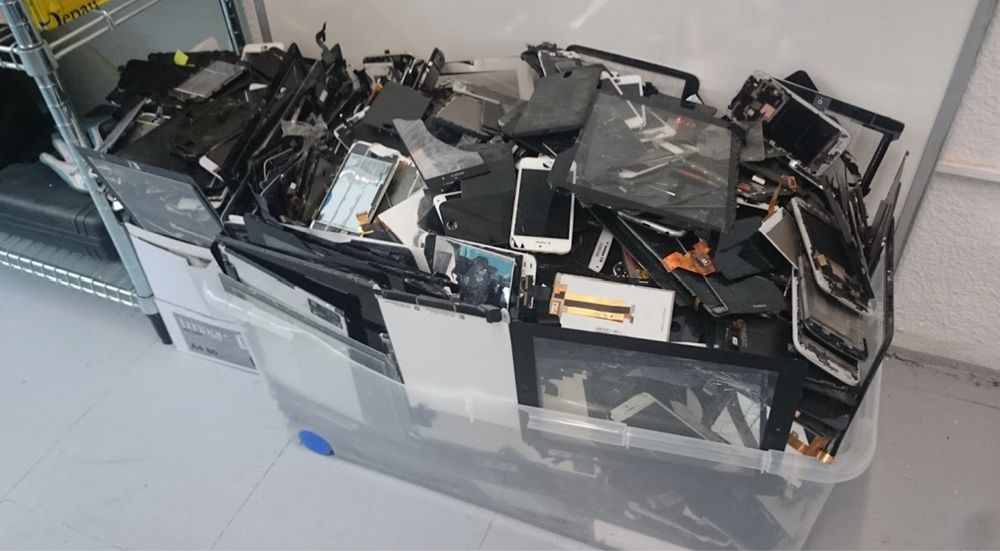 Display IPhone, Samsung , Moto, Xiaomi ,etc. Bistrita  Alfa Gsm
