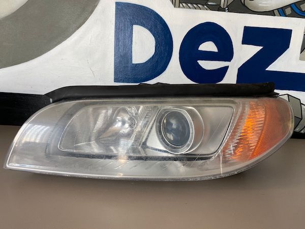 Far Xenon Stanga Volvo S80 V70 2007-2012 31214347