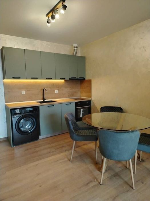 Дава се под наем Тристаен апартамент в София, Гео Милев - 80 кв.м за 866.49 € - Снимка #2