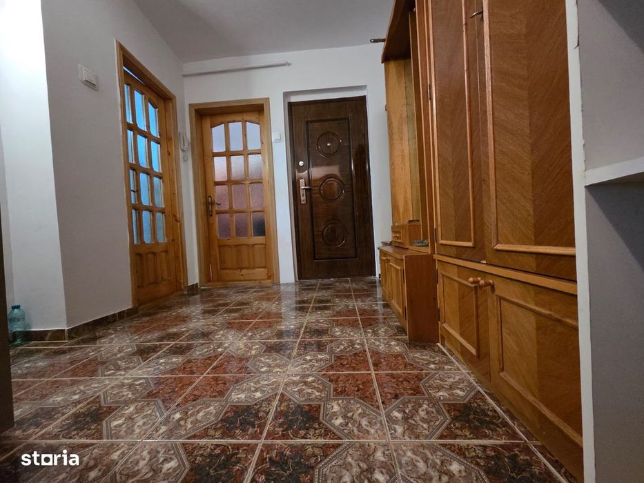 Apartament : 2 camere  (Calea ferata langa(Protectia Copilului ). ET.3