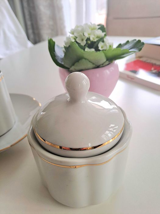 Сервиз за дълго кафе