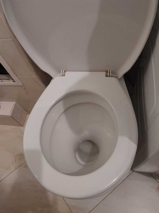 Унитаз для санузла