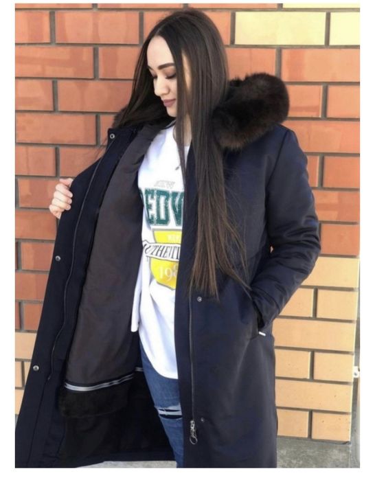 Продам парку черную