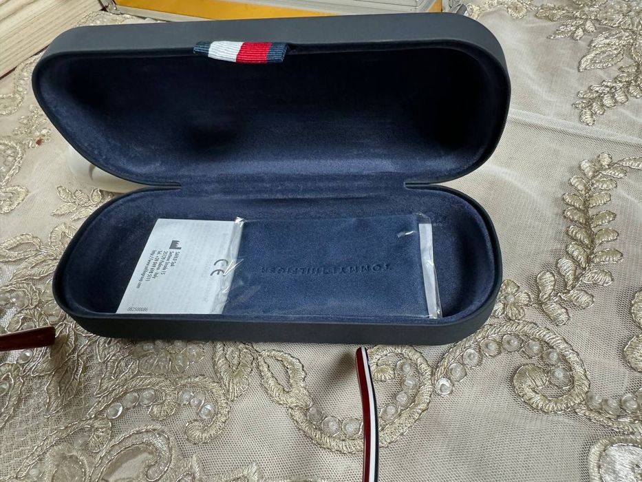 Очки Tommy Hilfiger оригинал