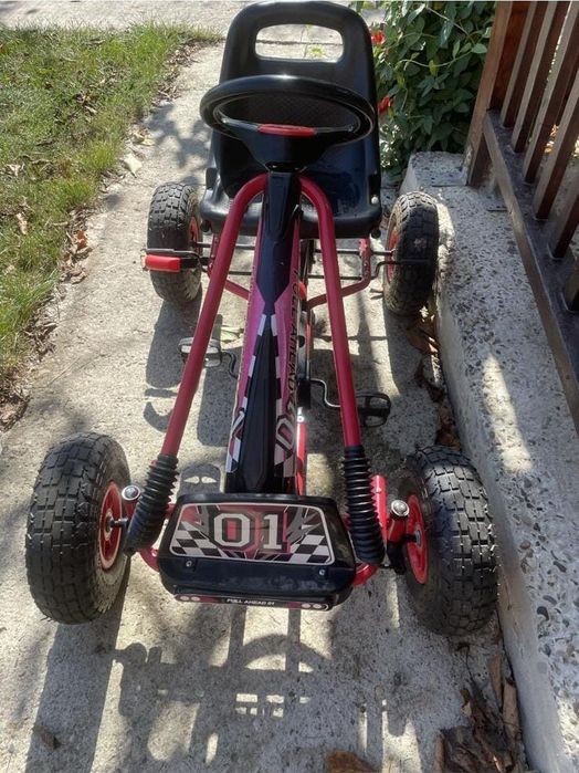 Vand CART ,copii cu vârsta între 6 si 9 ani