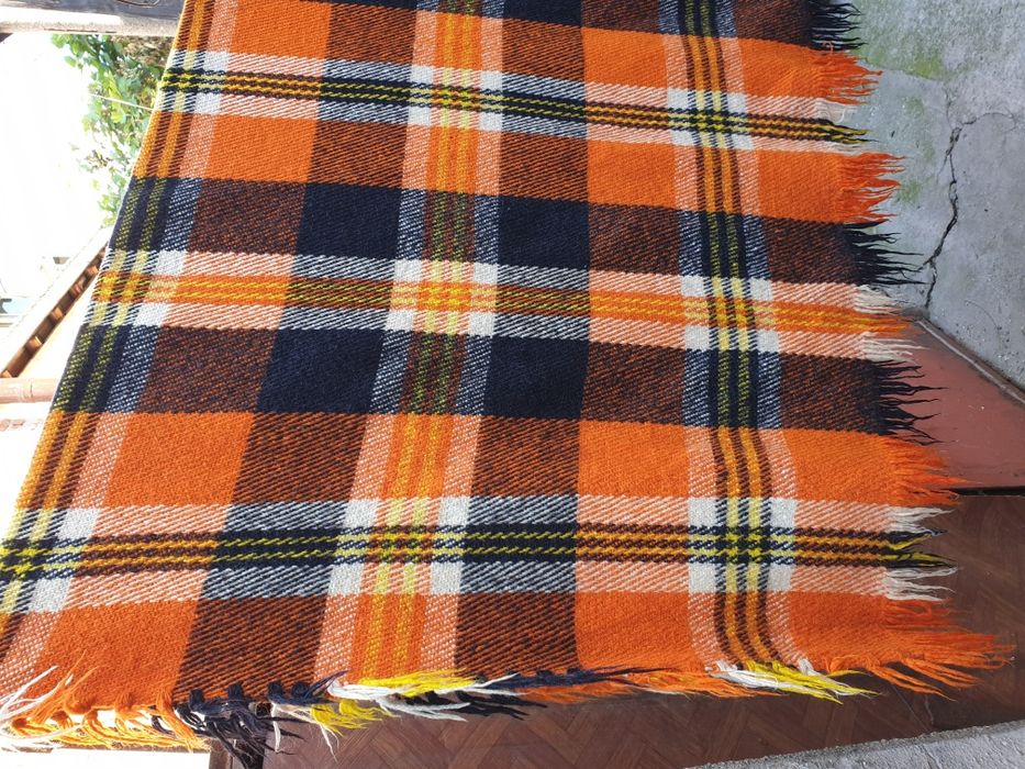 Продавам Родопско Одеяло