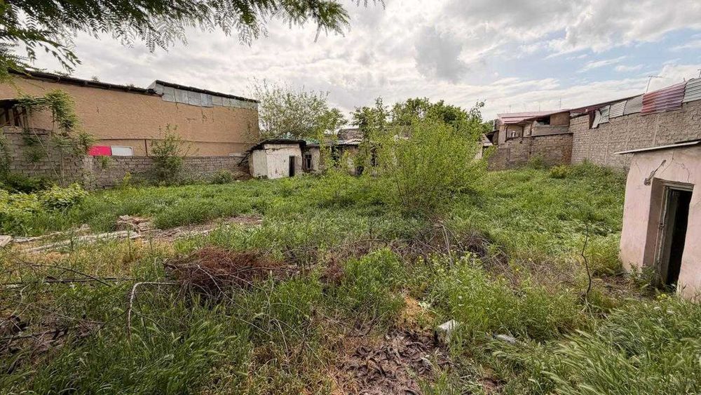 Продается участок 6 соток Полевая ул. Кумарык. фасад 25 метров.