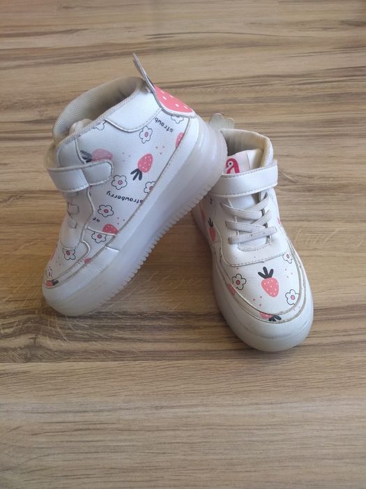 Детски боти 30 номер