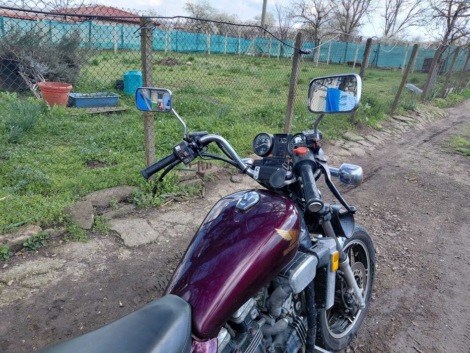 Продавам хонда magna 750