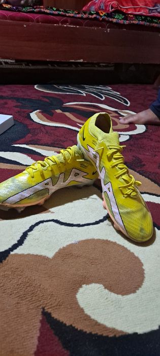 Nike AIRZOOM 5 marta kiyilgan razmeri 41  temir tishli