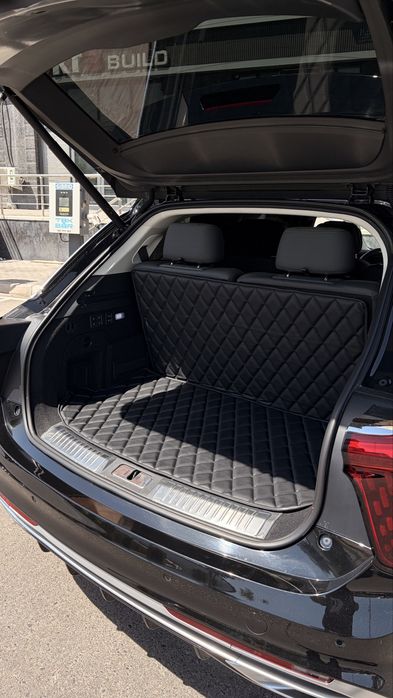 Hongqi ehs-9 электро