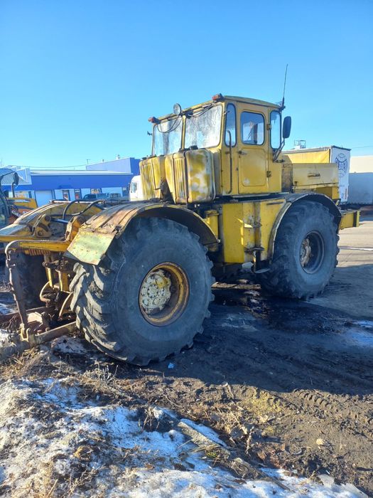 К-700 кировец продам