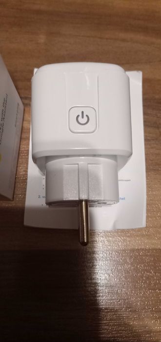 Умен smart контакт с Wi-Fi