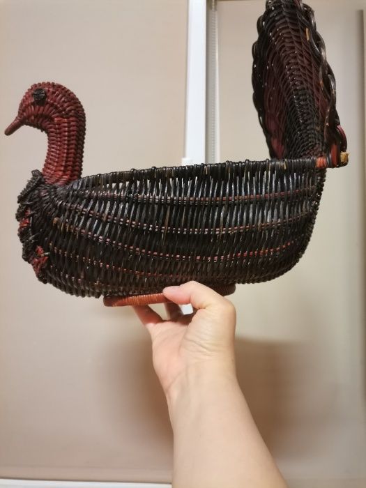 Cos Impletit in Forma de Paun