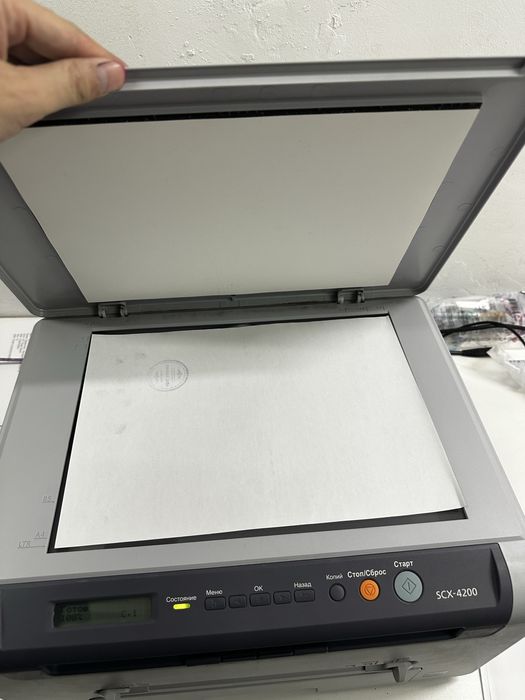 Продам принтер Samsung SCX-4200