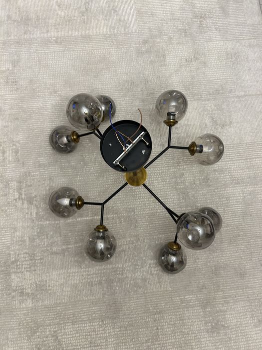 Продается люстра