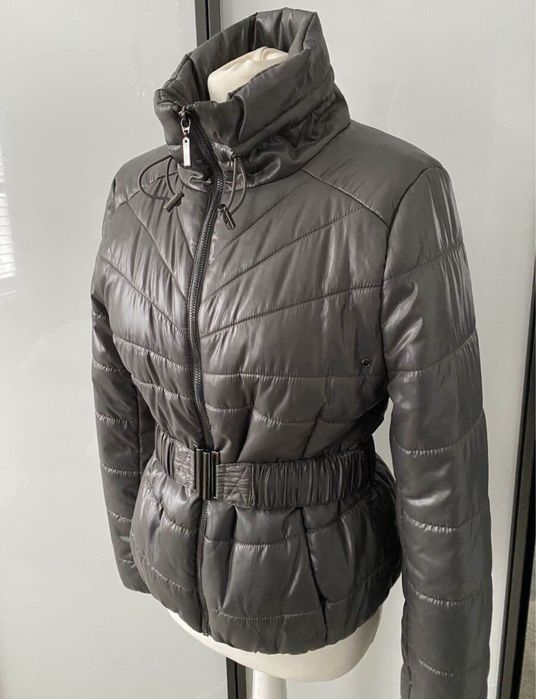 Дамско капитонирано преходно яке H&M 38 номер