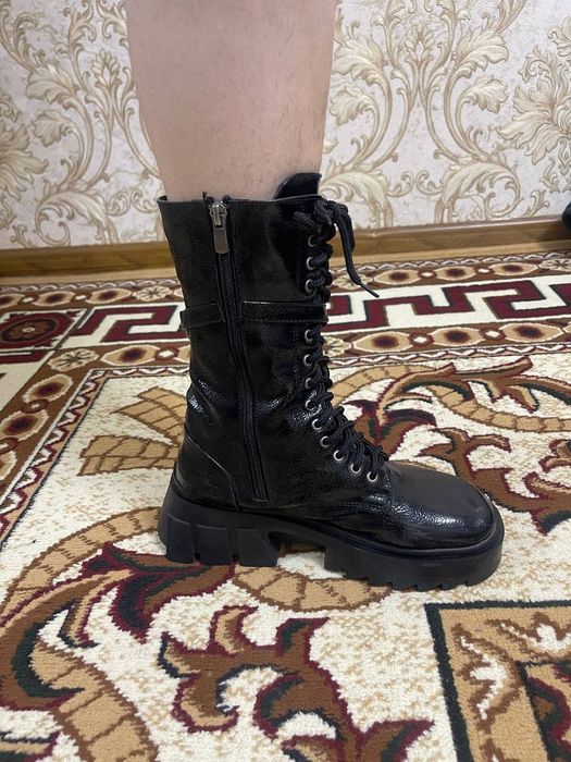 Продаётся модный сапоги