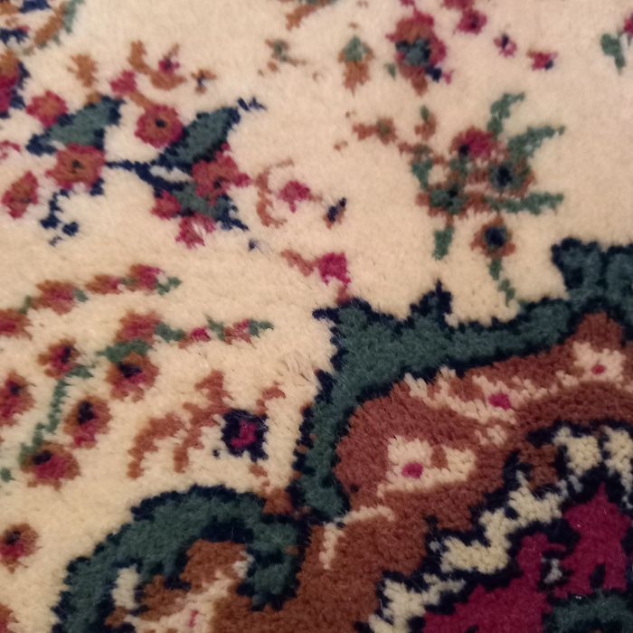 Персидский ковер советского времени