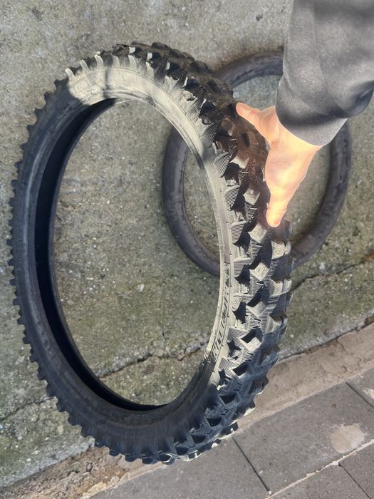 Предна гума със мус 90/100-21 Michelin