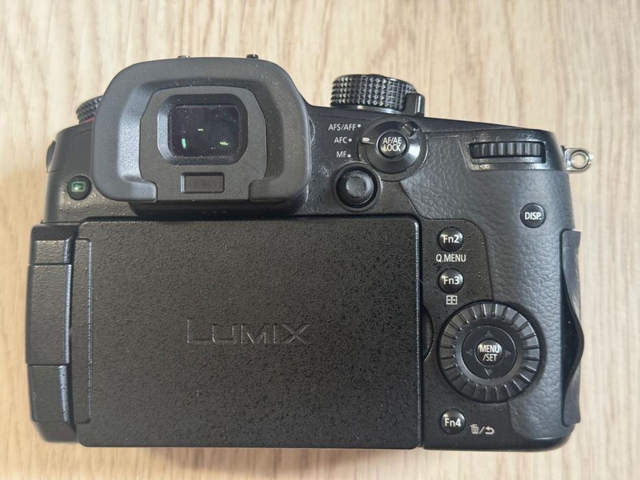Продам Panasonic Lumix Gh5s body до 27 июля!!