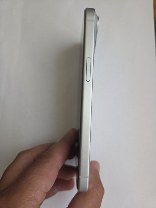 IPhone 15 128GB white