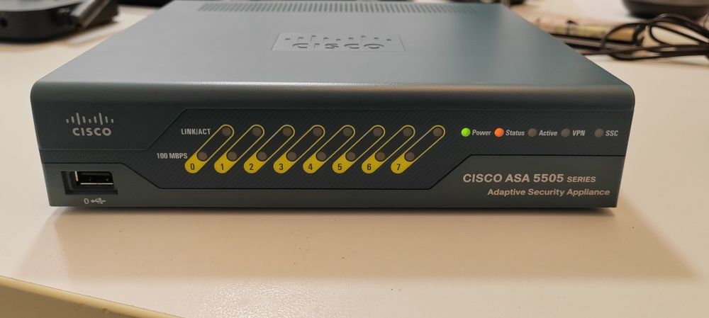 Cisco ASA 5505 Firewall + Switch 8-port Gigabit – Funcțional