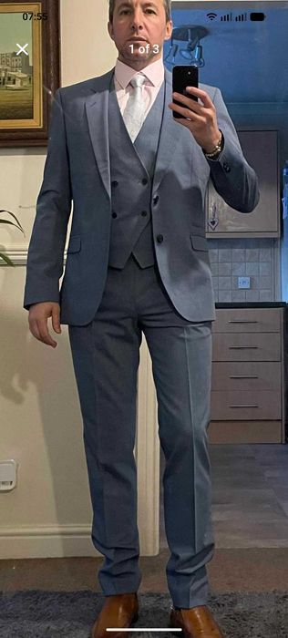 Hugo boss костюм