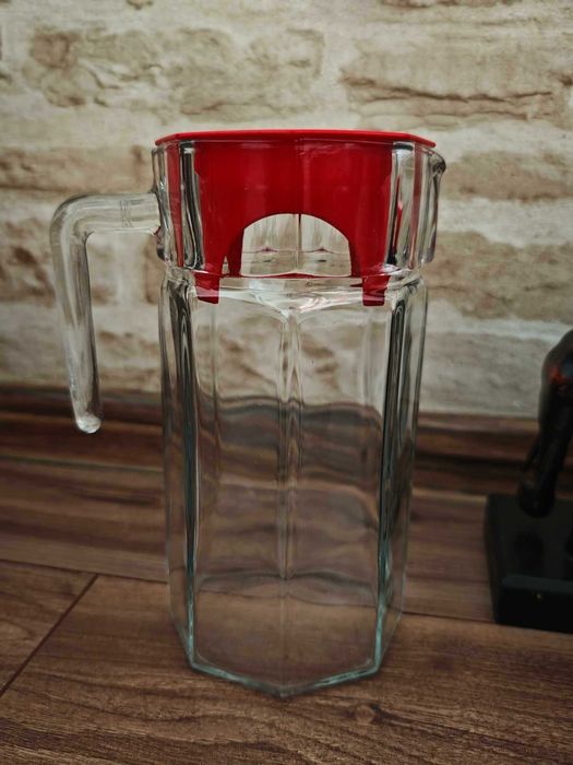 Предлагам за продажба Кана 1,5литра - чисто нова