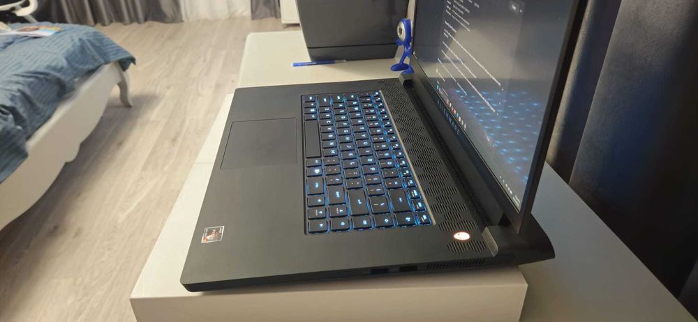 Laptop Alienware M17 r5 full amd
