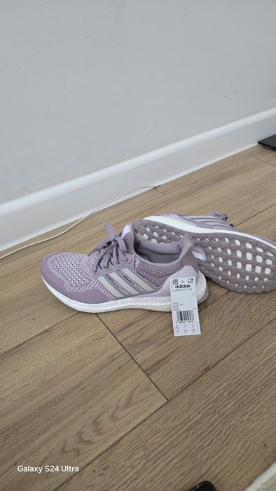 adidas кроссовки