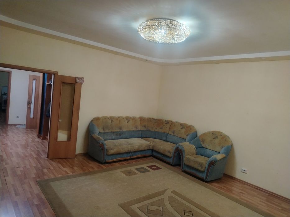 Сдам 3 комнатную кв