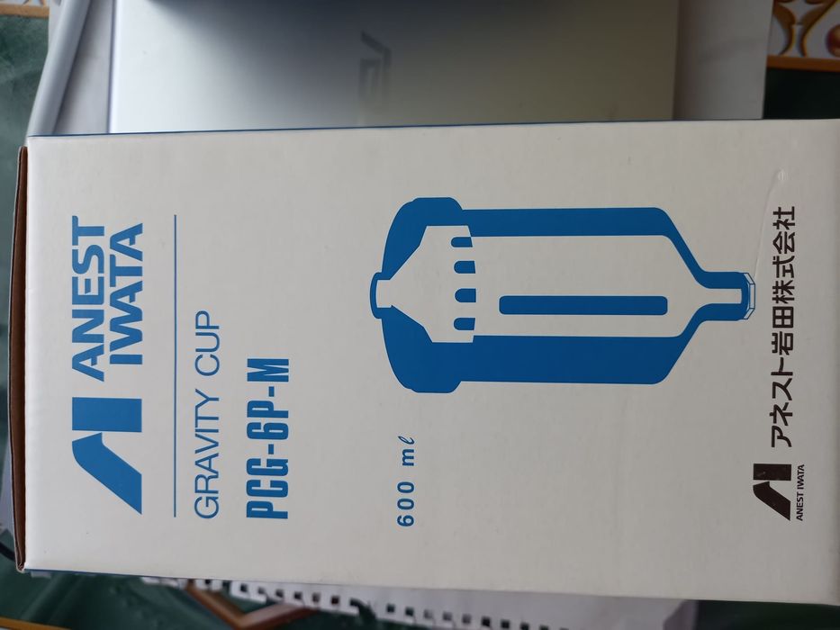 Vand cana pistol de vopsit, IWATA