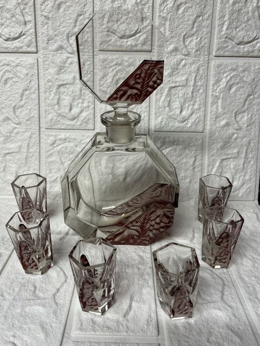 Винтидж гарафа с шест чашки-шотчета-Бохемия,Чехия