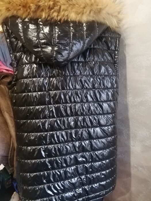 Продавам  дамска грейка Pillip PPlein  И яке  Никалсън оргинални.