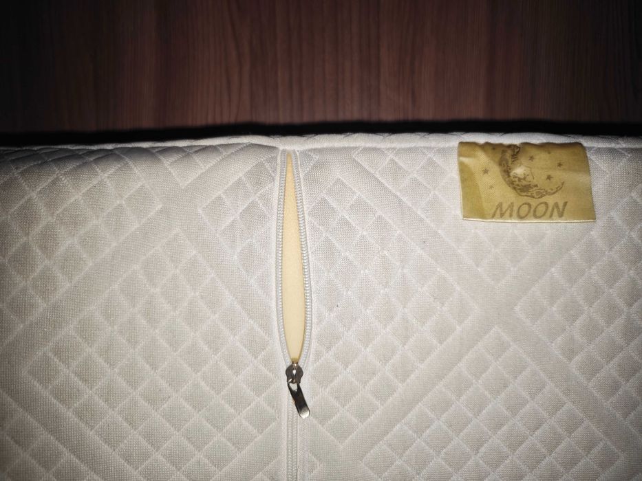 Подушка станция метро Москва