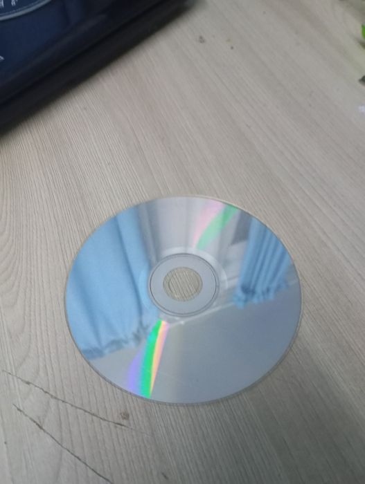 Продам DVD диск с игрой червячки подрывички