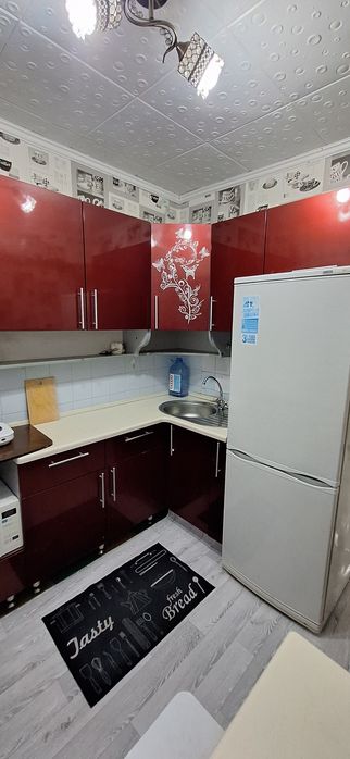 Продается 2-х ком на Бурова 37 /Хозяйка