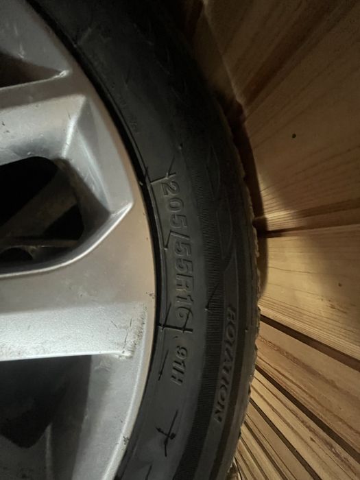 R16 toyota corolla